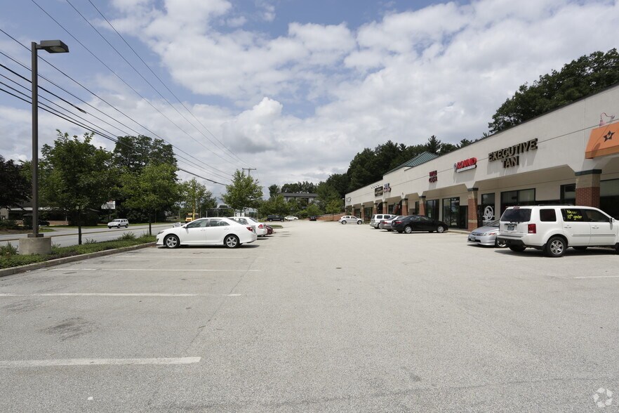 More Photos Of 449 Amherst St, Nashua Unknown For Lease