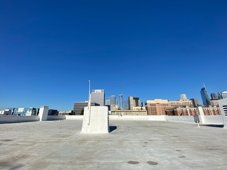 More Photos Of 1114 S Los Angeles St, Los Angeles Warehouse For Sale