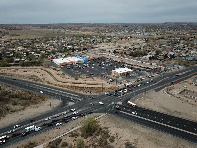 More Photos Of 3211-3231 Coors Blvd SW, Albuquerque Unknown For Lease
