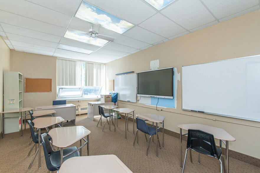 More Photos Of 215 Hill St, Boonton Schools For Lease