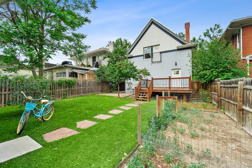 More Photos Of 1516 Cook St, Denver Light Distribution For Sale