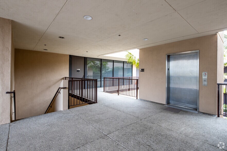 More Photos Of 1661 N Raymond Ave, Anaheim Unknown For Lease