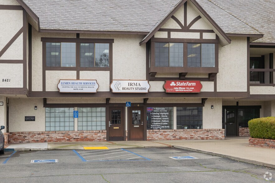 More Photos Of 8421 Auburn Blvd, Citrus Heights Office For Lease