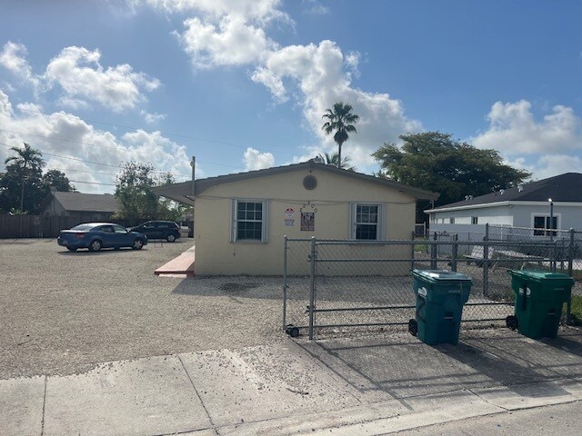 More Photos Of 22300 Sw 115th Ct, Miami Multifamily For Sale