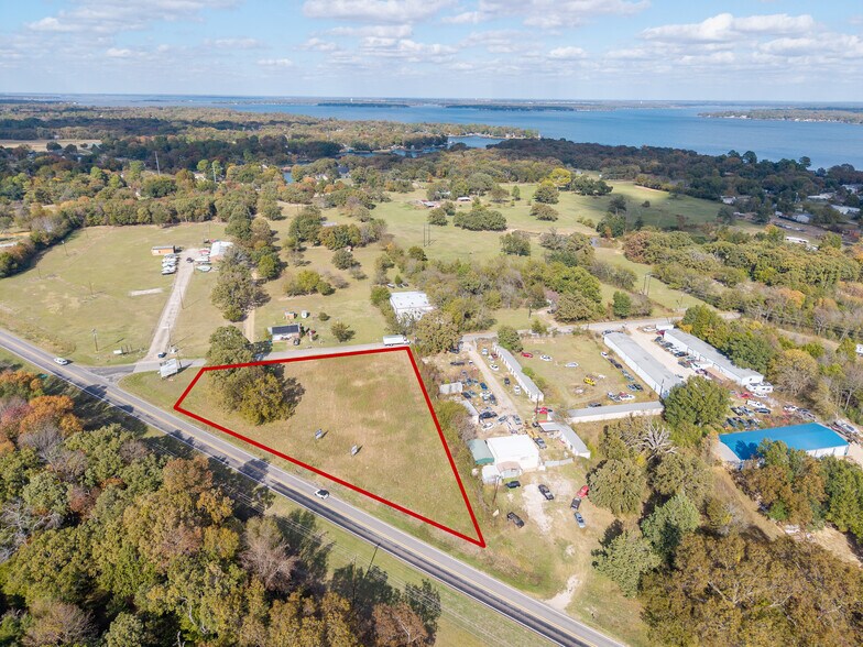 More Photos Of 1412 Mason Ln, Tool Land For Sale