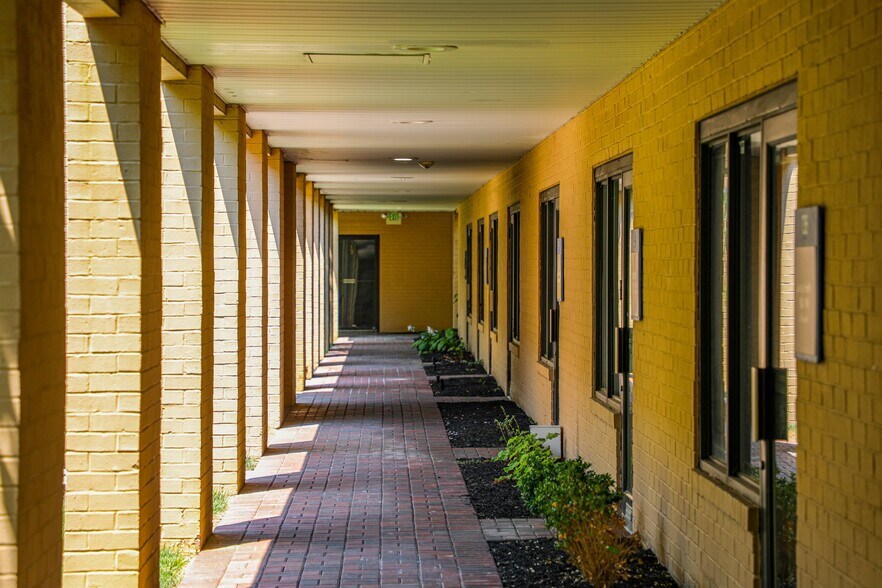 More Photos Of 90 Painters Mill Rd, Owings Mills Medical For Lease