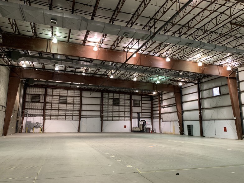 More Photos Of 845 E 136th St, Bronx Warehouse For Sale