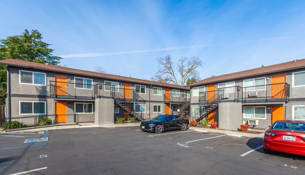 More Photos Of 3831-3835 Annadale Ln, Sacramento Apartments For Sale