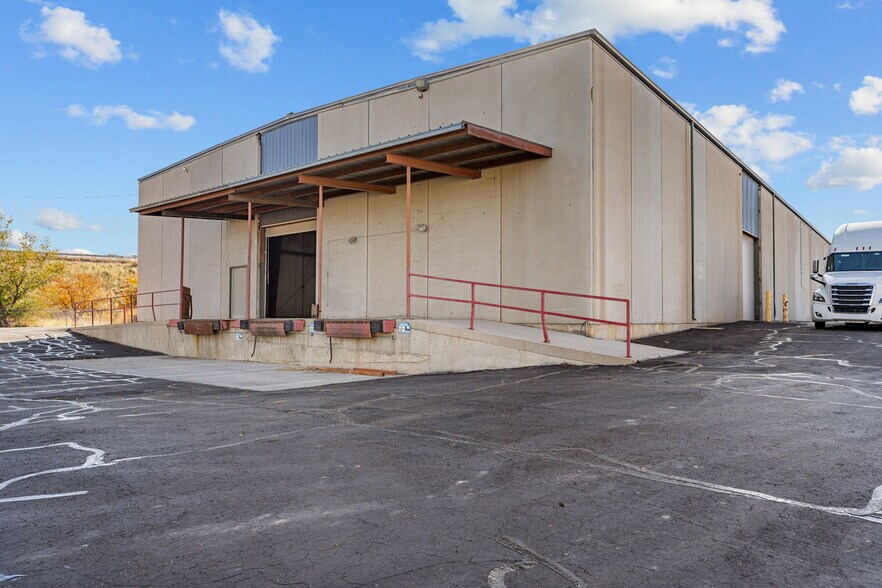More Photos Of 1342 W Industrial Rd, Cedar City Warehouse For Lease