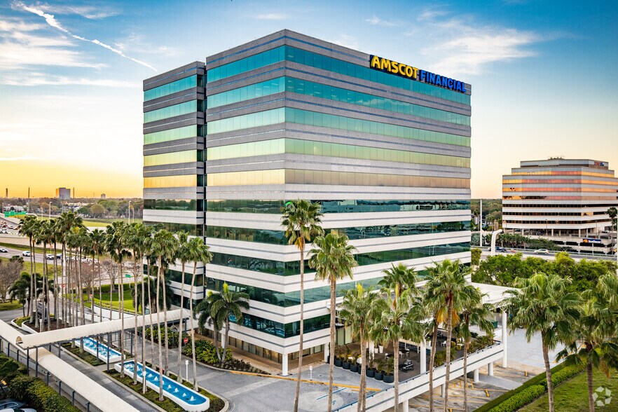 More Photos Of 600 N Westshore Blvd, Tampa Office For Lease