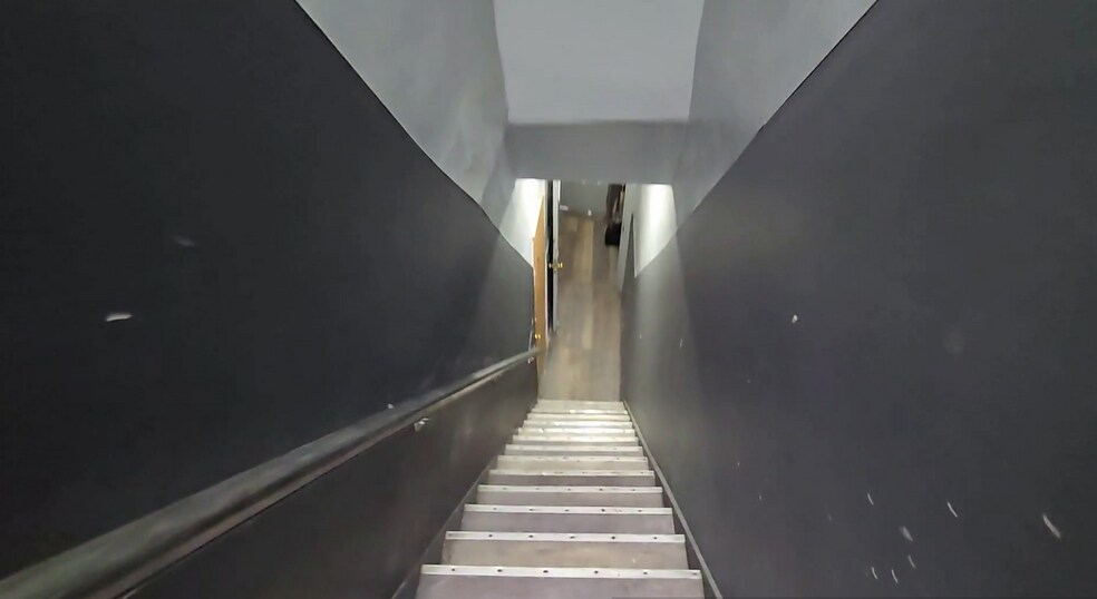 More Photos Of 92-18 Liberty Ave, Ozone Park Storefront Retail Residential For Sale