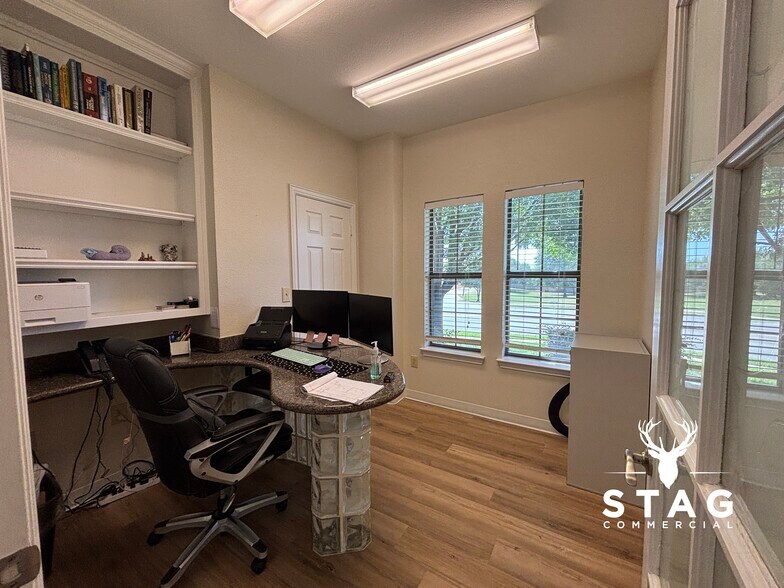 More Photos Of 2540 Lillian Miller Pky, Denton Office For Lease
