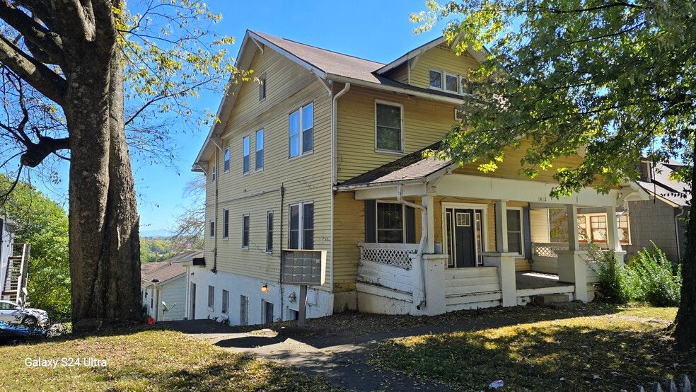 More Photos Of 1412-1418 Armstrong Ave, Knoxville Apartments For Sale