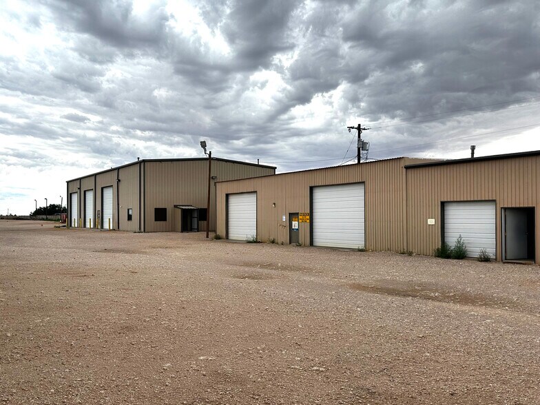 More Photos Of 1161 TX-83, Denver City Industrial For Sale