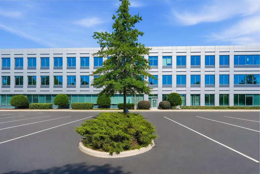 More Photos Of 6900 Forest Ave, Richmond Medical For Lease