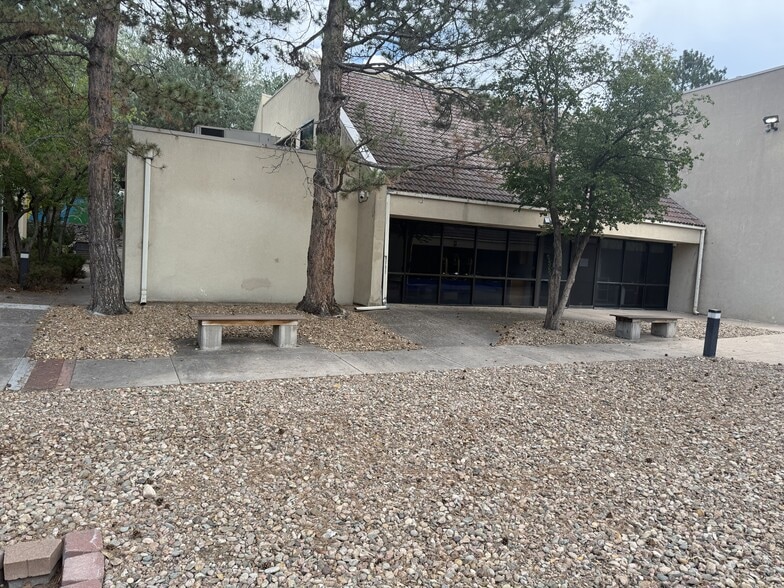 More Photos Of 10630 E Bethany Dr, Aurora Medical For Lease