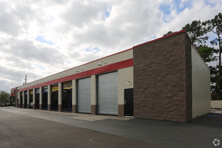 Primary Photo Of 4690 Lake Worth Rd, Greenacres Auto Repair For Sale