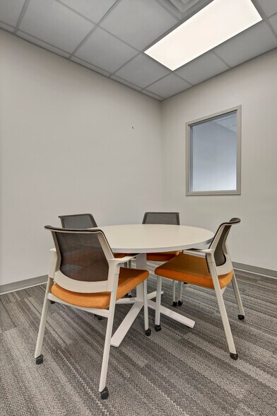 More Photos Of 717 W St Germain St, Saint Cloud Office For Sale