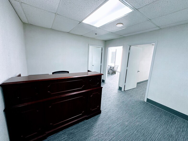 More Photos Of 1110 Brickell Ave, Miami Office Residential For Sale