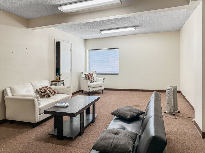 More Photos Of 4300-4308 Overland Ave, Culver City Storefront Retail Office For Lease