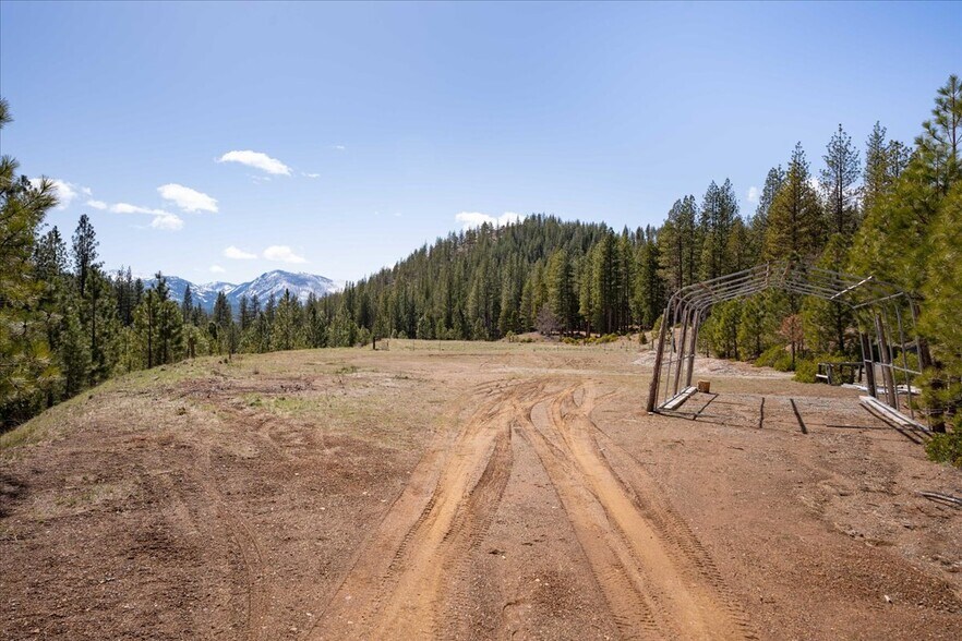 More Photos Of 6409 Kangaroo Creek Rd, Gazelle Land For Sale