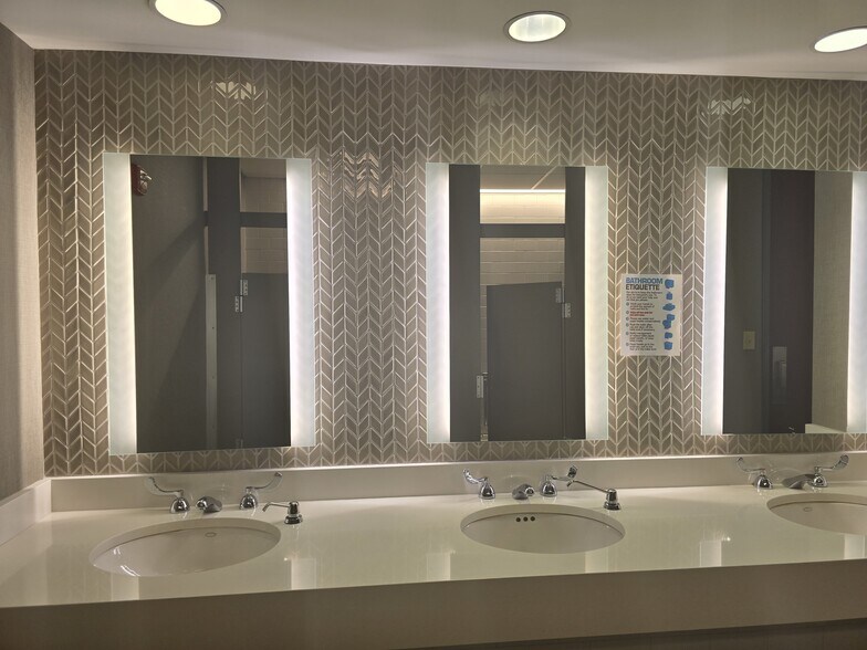 More Photos Of 2675 Breckinridge Blvd, Duluth Office For Lease