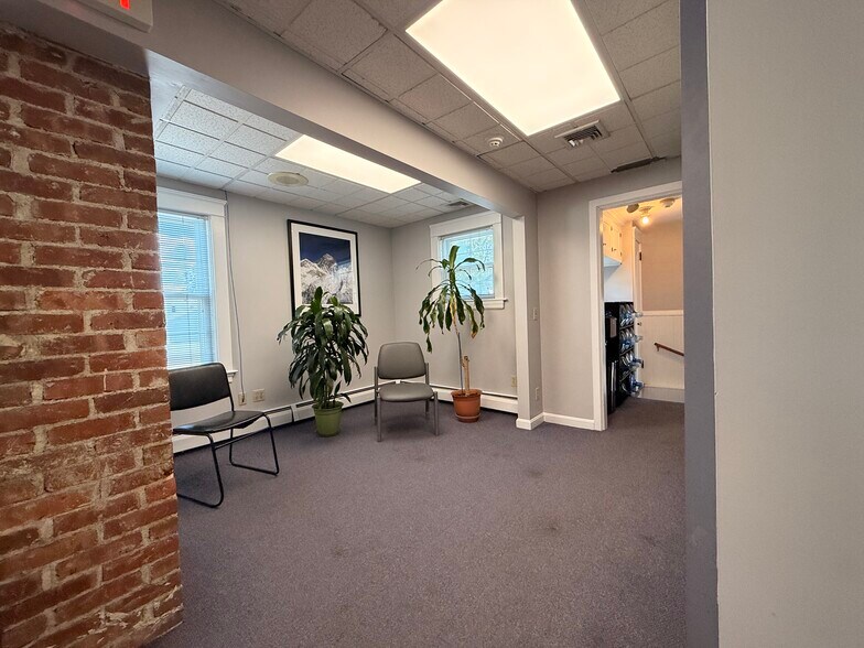 More Photos Of 2797 Post Rd, Warwick Office For Sale
