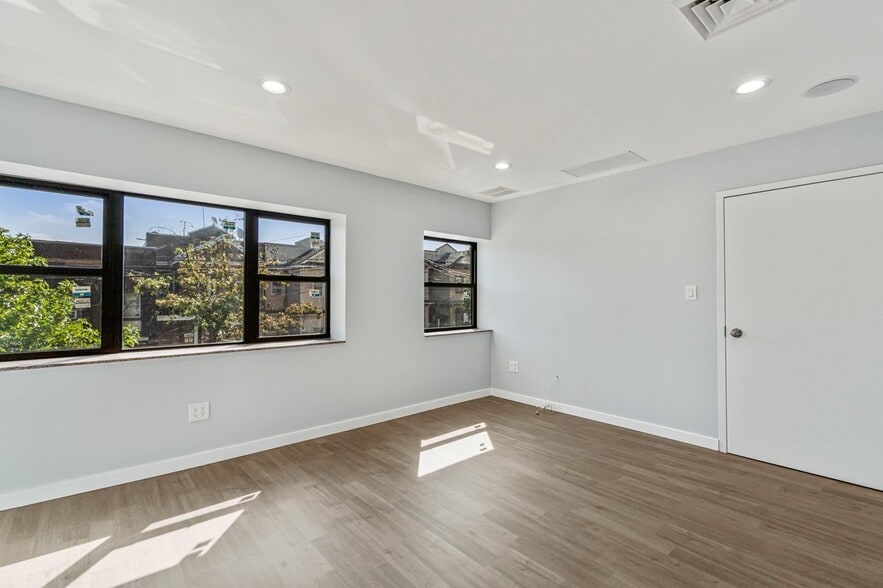 More Photos Of 58-34 59 street, Queens Office For Lease