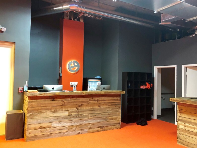 More Photos Of 1805 Ponce de Leon Blvd, Coral Gables Medical For Sale