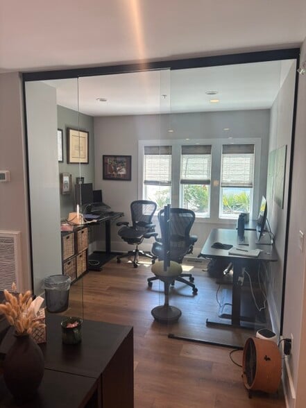 More Photos Of 1100 Palm Blvd, Isle Of Palms Office For Lease