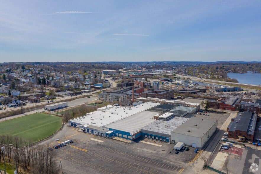 More Photos Of 10-14 New Bond St, Worcester Warehouse For Lease
