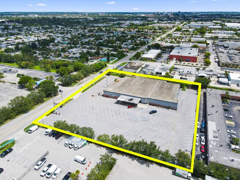 More Photos Of 2500 N Florida Mango Rd, West Palm Beach Freestanding For Sale