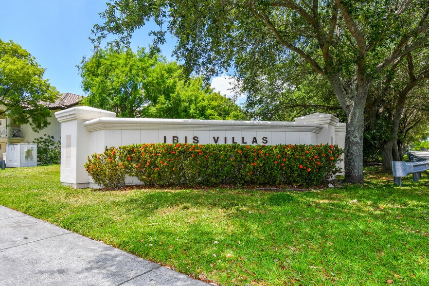 More Photos Of 8852 NW 111 Ct, Miami Apartments For Sale