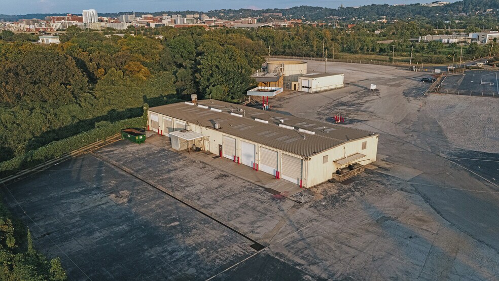 Primary Photo Of 1 Golden Flake Dr, Birmingham Manufacturing For Sale