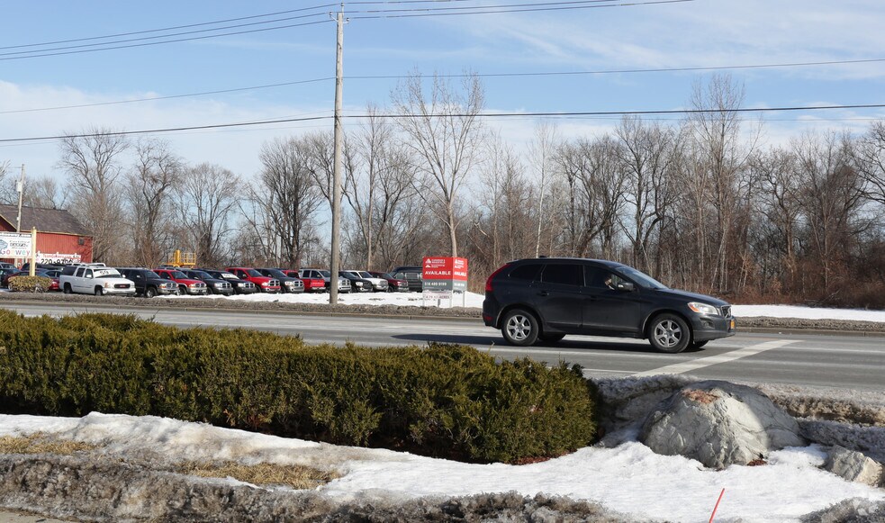 More Photos Of 1167-1171 Troy Schenectady Rd, Latham Land For Lease