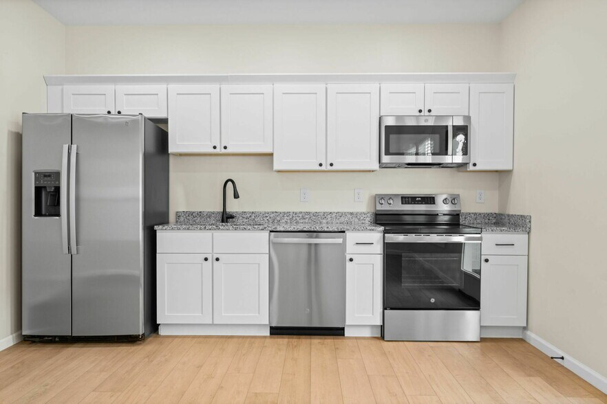 More Photos Of 1763 Strawberry Meadows Way, Knoxville Apartments For Sale