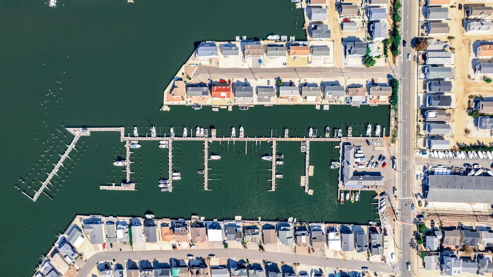 More Photos Of 3245 Route 35 N, Lavallette Marina For Sale