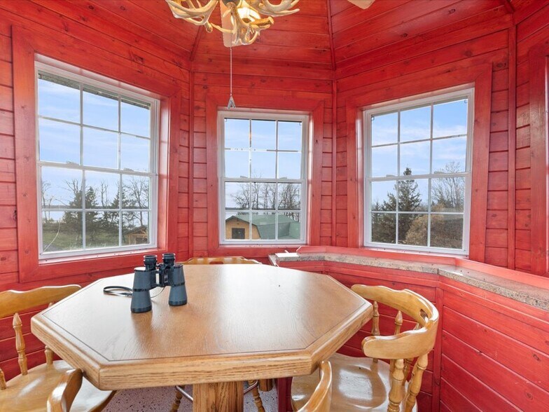 More Photos Of 21998 Lasalle Ave NW, Puposky Specialty For Sale