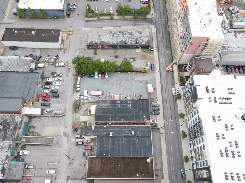 More Photos Of 516 5th Ave S, Nashville Freestanding For Sale