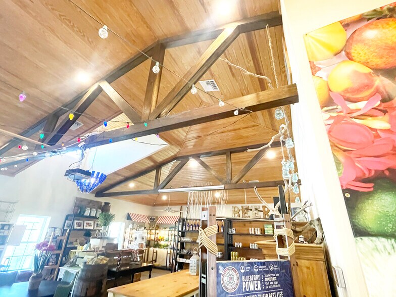 More Photos Of 21848 S County Road 325, Hawthorne Restaurant For Sale