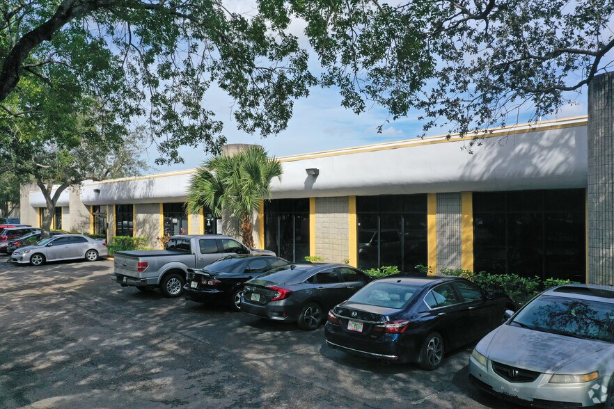 More Photos Of 1700 NW 65th Ave, Plantation Light Distribution For Lease