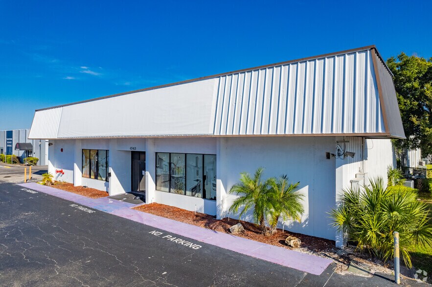 Primary Photo Of 4543 W Hillsborough Ave, Tampa Freestanding For Lease