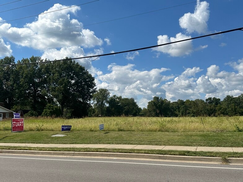 More Photos Of 2307 S Center St, Maryville Land For Sale