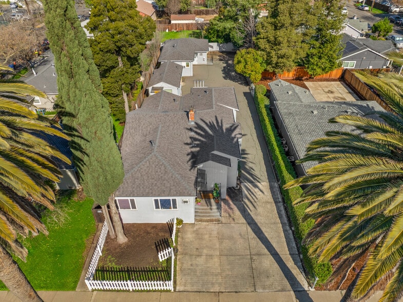 More Photos Of 2745 Concord Blvd, Concord Apartments For Sale