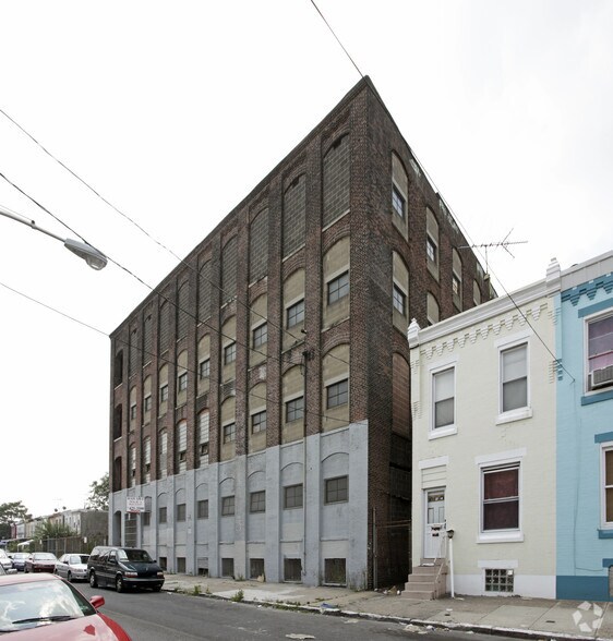 More Photos Of 2842-2852 Rosehill St, Philadelphia Light Distribution For Lease