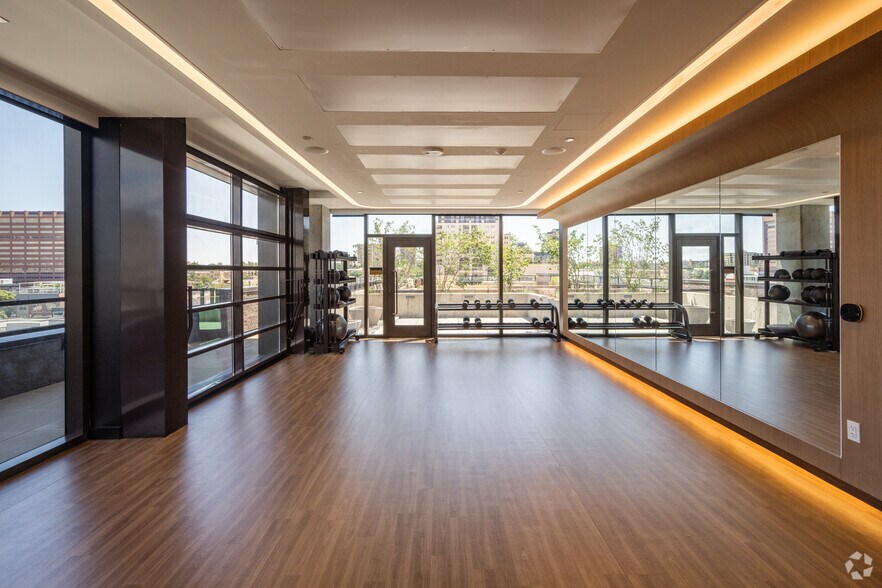 More Photos Of 140 W 10th Ave, Denver Multifamily For Sale