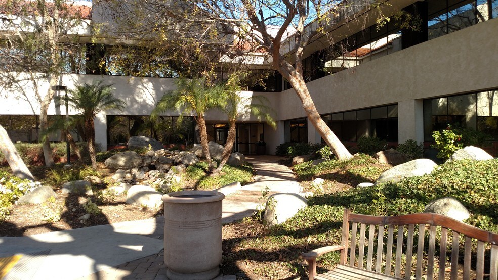 More Photos Of 325 E Hillcrest Dr, Thousand Oaks Office For Sale