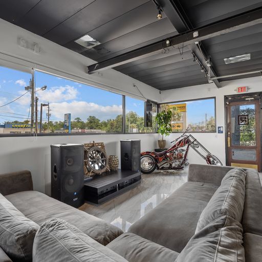 More Photos Of 9940 Atlantic Blvd, Jacksonville Auto Dealership For Sale