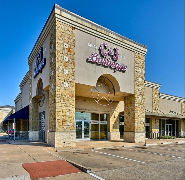More Photos Of 1301 Wellborn Rd, College Station Unknown For Lease