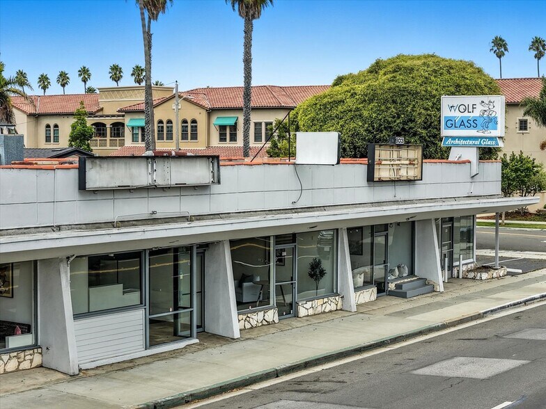 More Photos Of 901-909 S Pacific Coast Hwy, Redondo Beach Storefront For Sale